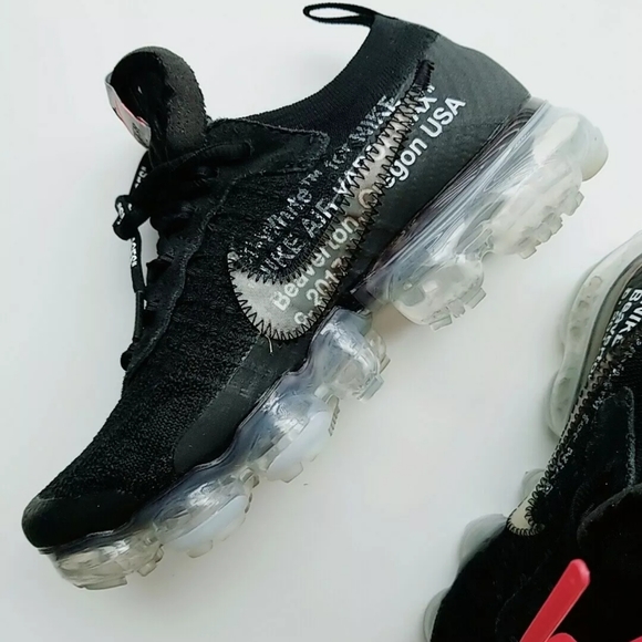 sock vapormax